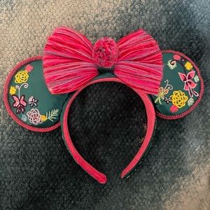 Disney Encantó Minnie ears